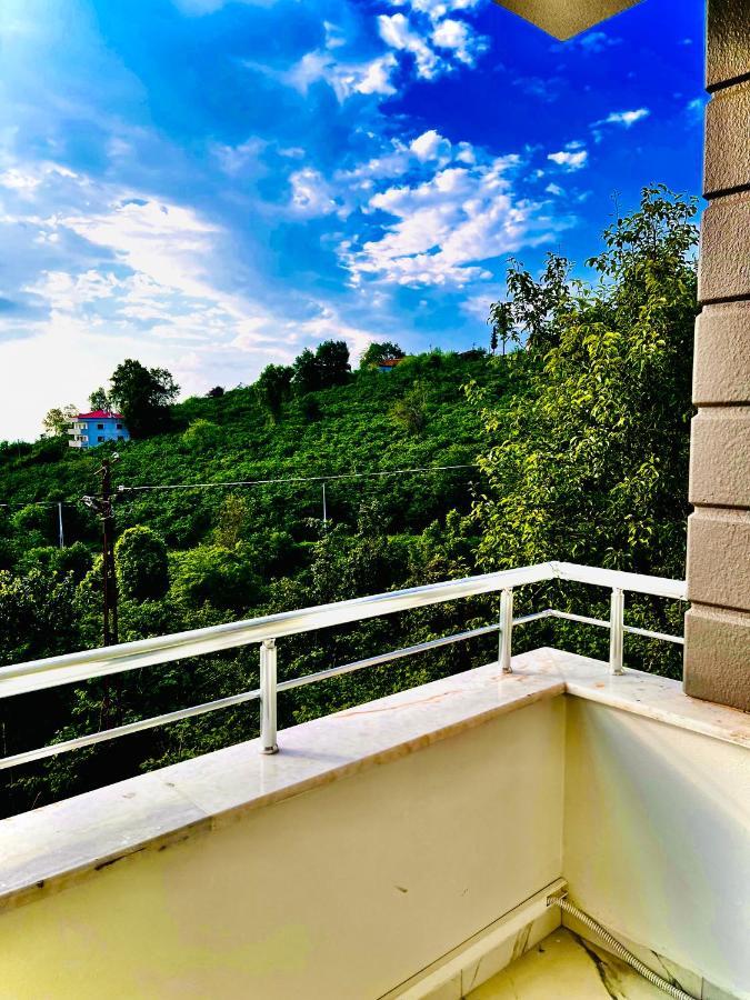 Five Stars Apart Aparthotel Trabzon Esterno foto
